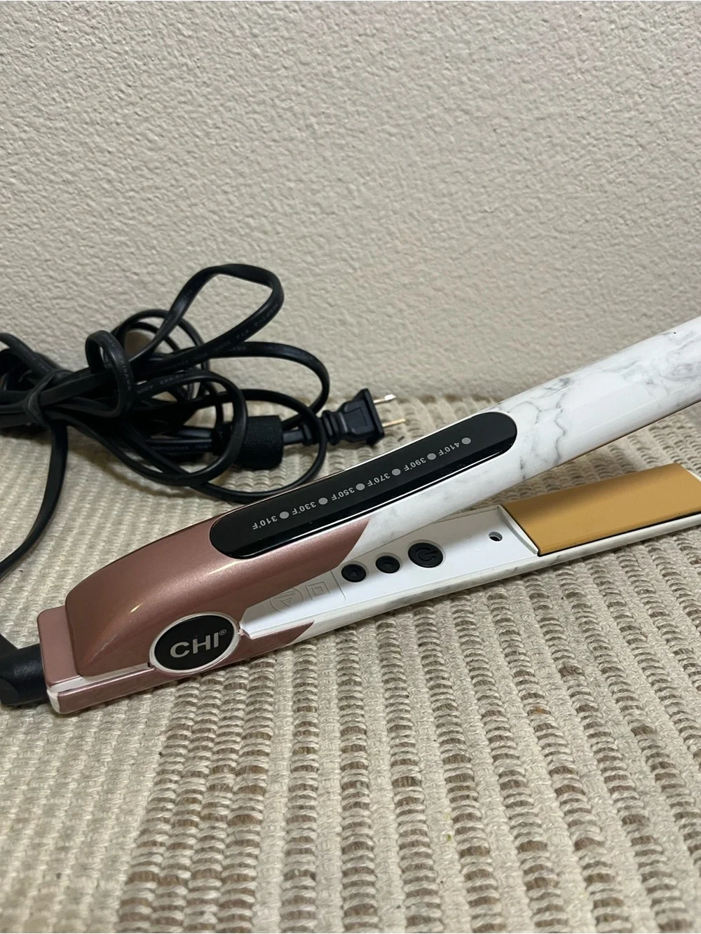 CHI “Nothing Else Metals” White Marble & Rose Gold 1” Flat Iron Hair Straighter